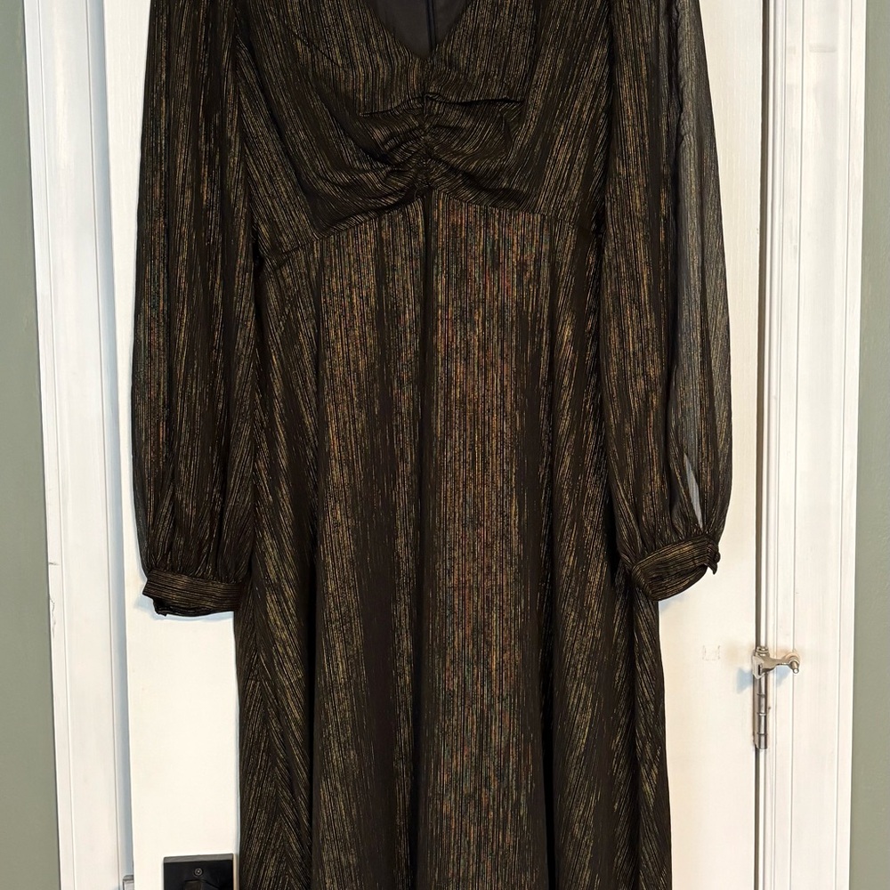 Modcloth Black and Gold Long Sleeve Dress